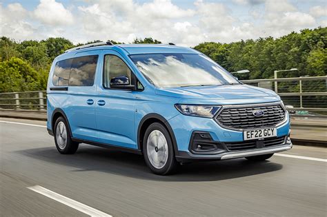 ford connect 2023 maße